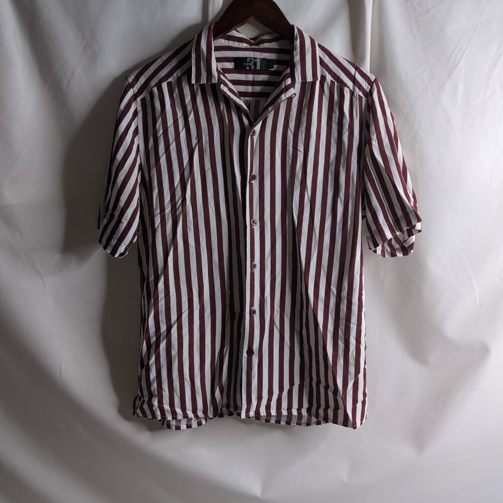 Simons LE31 Men's Maroon/White Striped Short Sleeved Button Up Shirt, X-Small